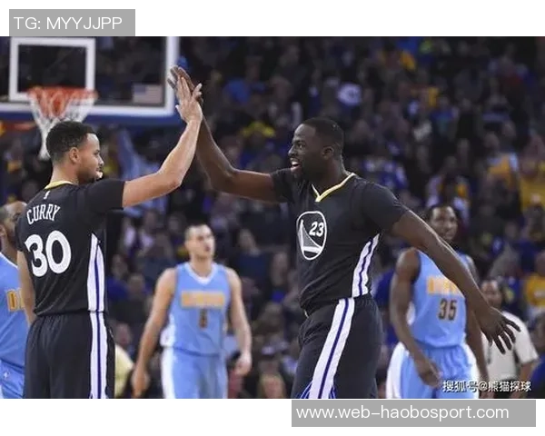 掘金与活塞历史交锋记录分析及战绩对比探讨